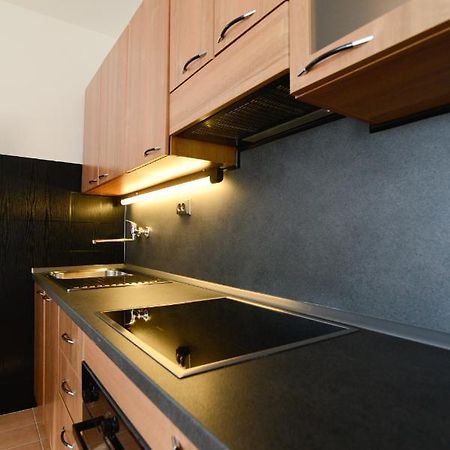 Apartment Glicinija 扎达尔 外观 照片